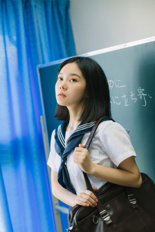 宝贝你的奶可真大给我吃