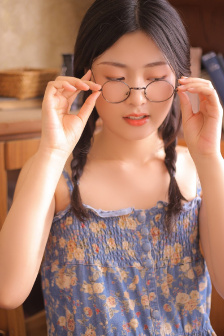 外星女生柴小七